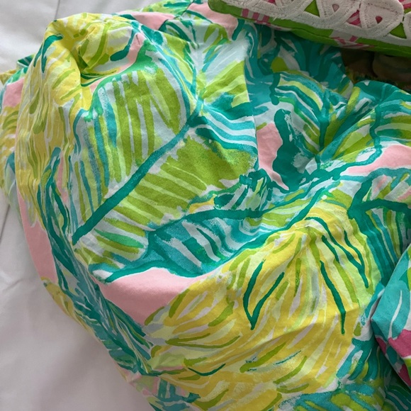 Lilly Pulitzer accent pillow and 2 crib sheets. Washed - VGUC. - Picture 2 of 5